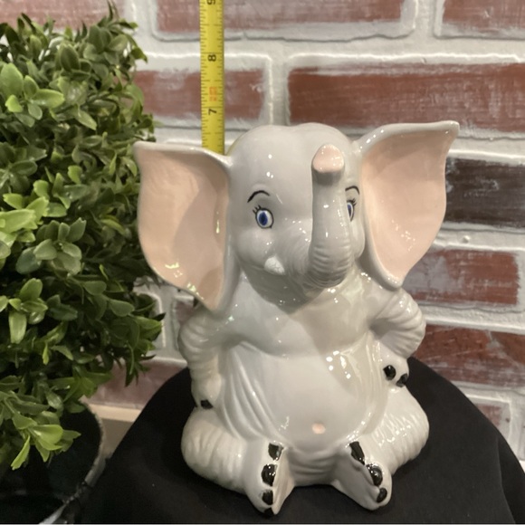 Vintage Ceramic Crafted Elephant - 1984 - Great Condition - Cute Decor Item - Picture 9 of 12